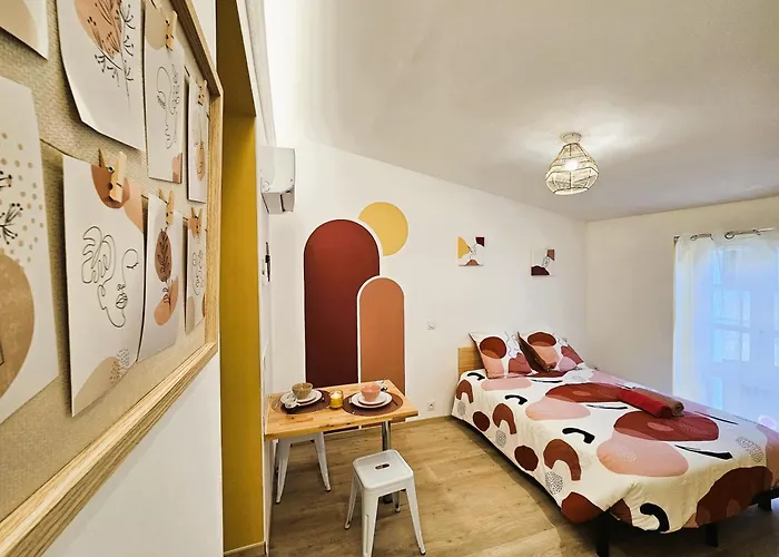 Daire Confort ! Centre-ville, Climatisation, Parking, Wifi, Calme, Tv